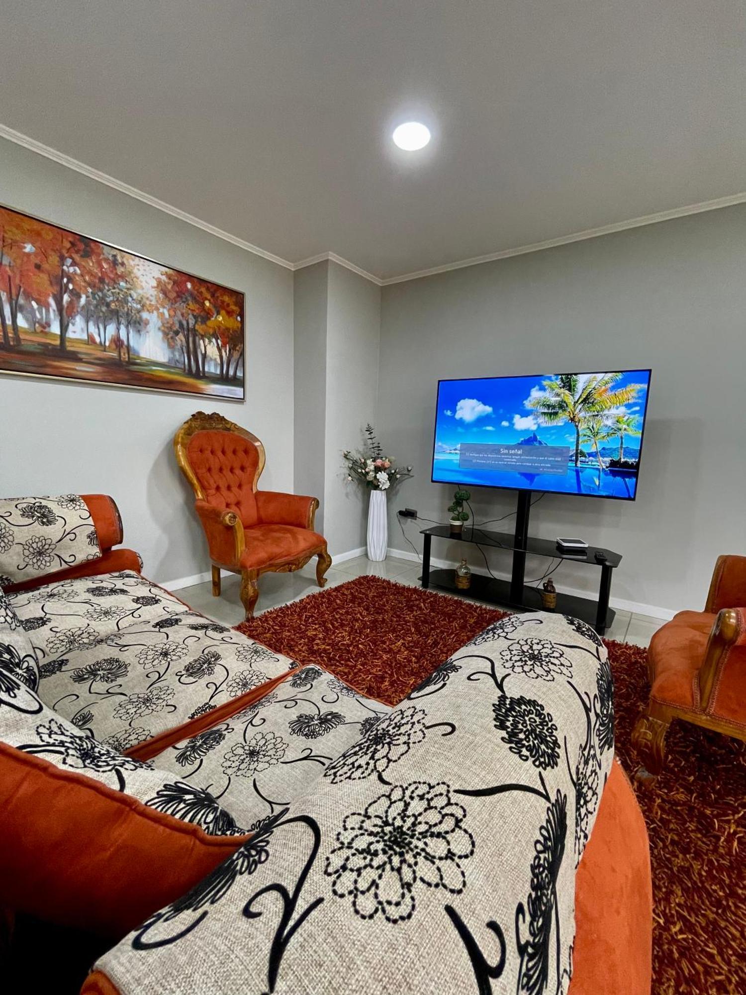 Alojamiento Rboy Las Mariposas Chillán Esterno foto